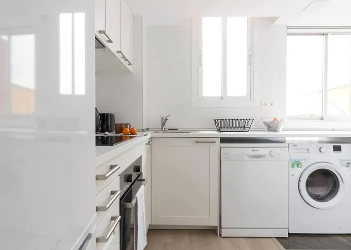 2 Bdr Penthouse In Grcia