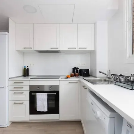 2 Bdr Penthouse In Grcia * Barcelona