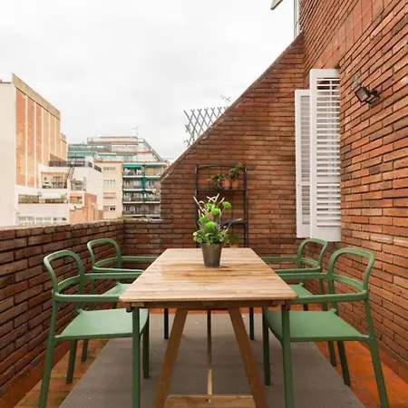 2 Bdr Penthouse In Grcia Apartment