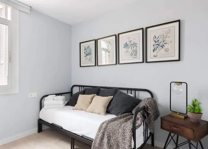 Appartement 2 Bdr Penthouse In Grcia *