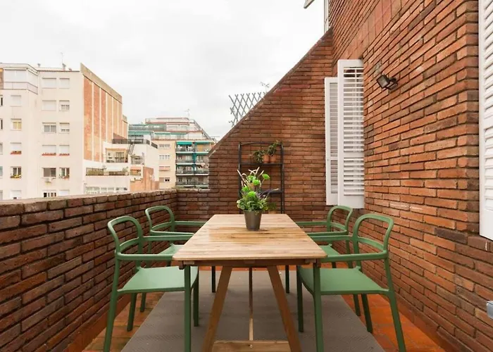 Appartement 2 Bdr Penthouse In Grcia